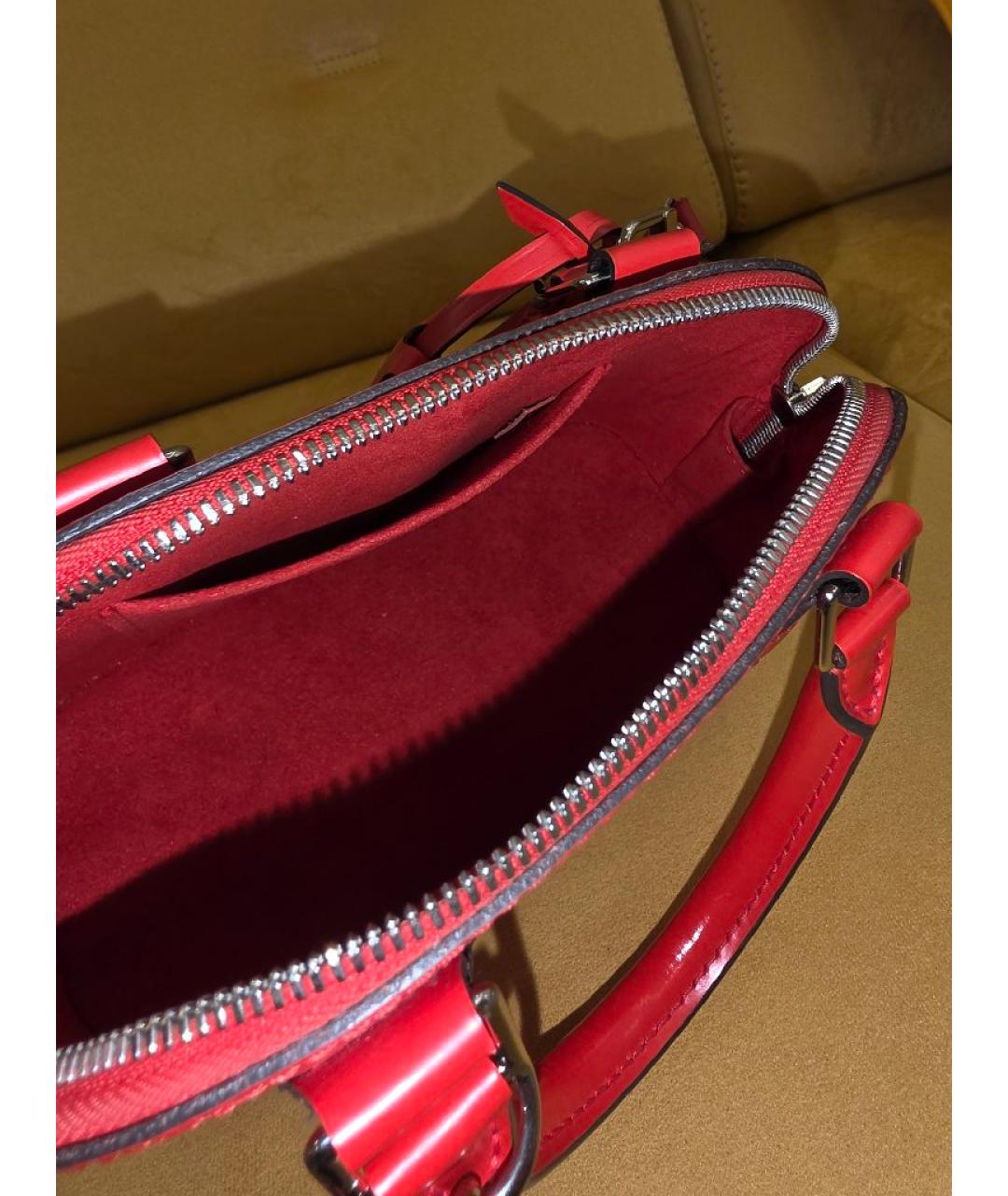 LOUIS VUITTON Красная кожаная сумка с короткими ручками, фото 4