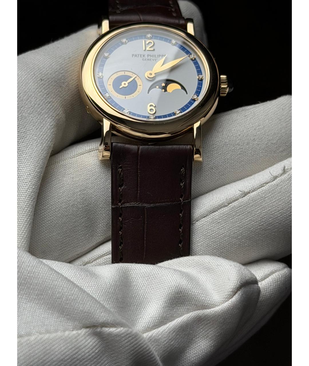 PATEK PHILIPPE Белые часы из желтого золота, фото 6