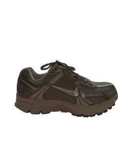 NIKE Кроссовки
