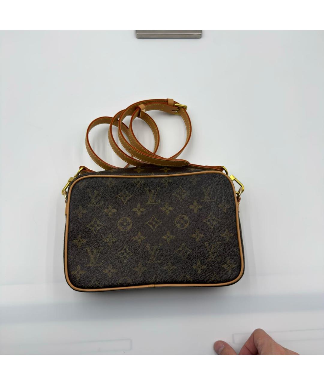 LOUIS VUITTON Коричневая сумка через плечо из канвы, фото 5