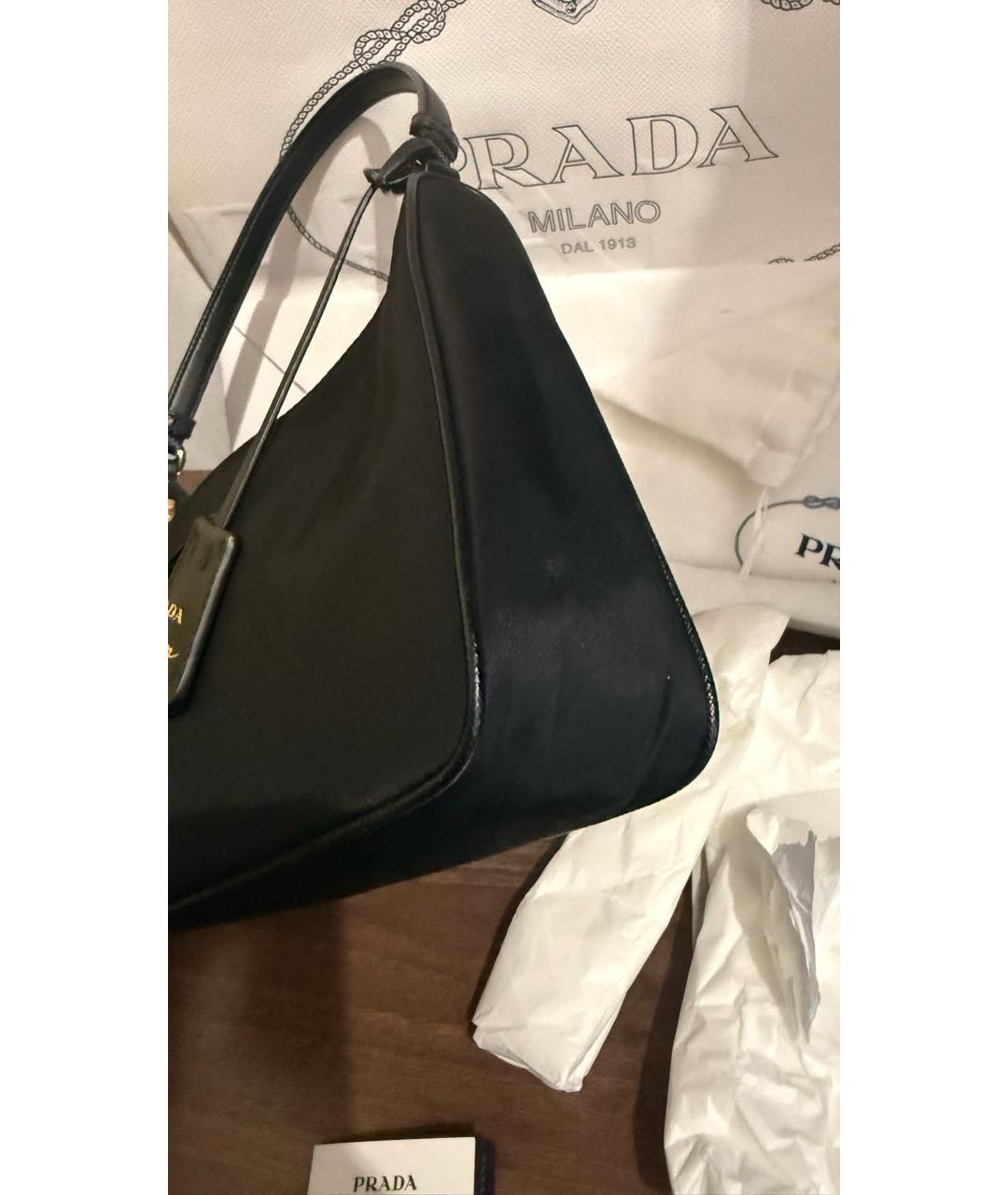 PRADA Черная нейлоновая сумка с короткими ручками, фото 2