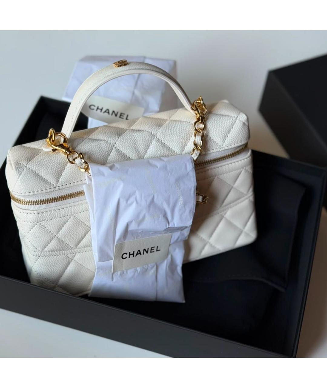 CHANEL Белая кожаная сумка через плечо, фото 3