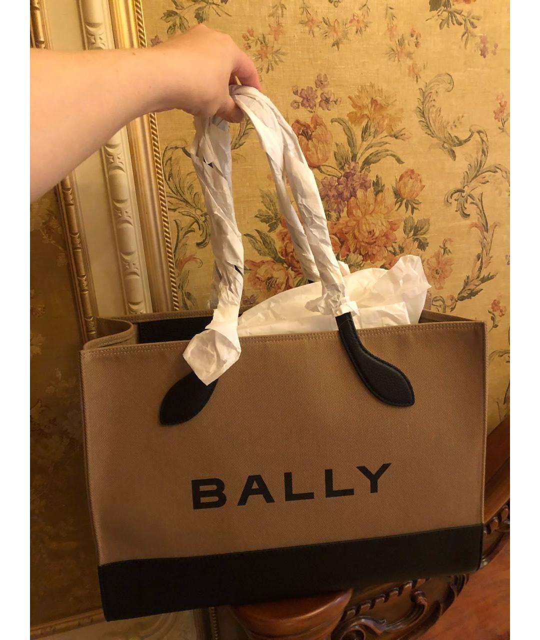 BALLY Бежевая кожаная сумка тоут, фото 5