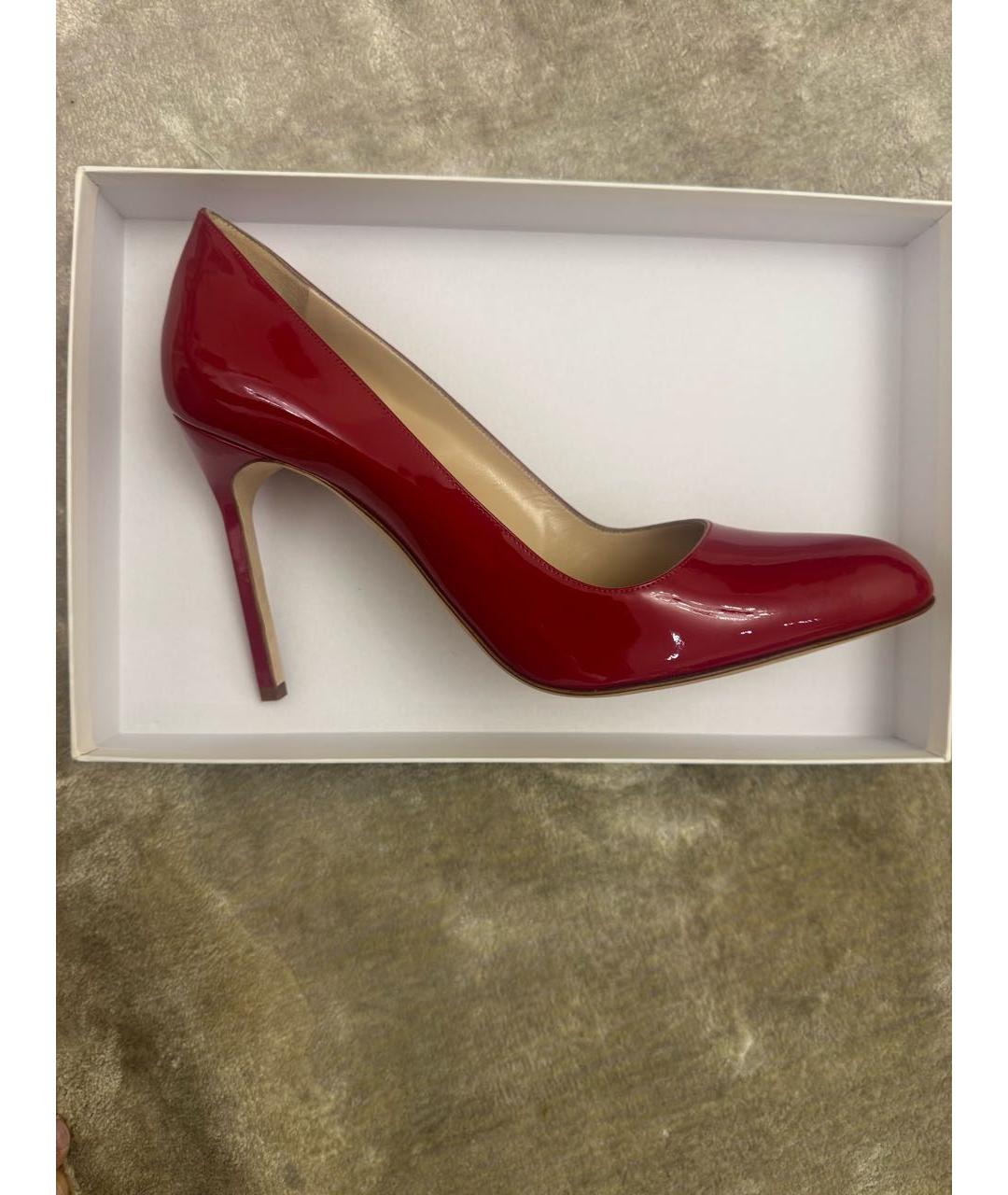 MANOLO BLAHNIK Красные туфли из лакированной кожи, фото 5
