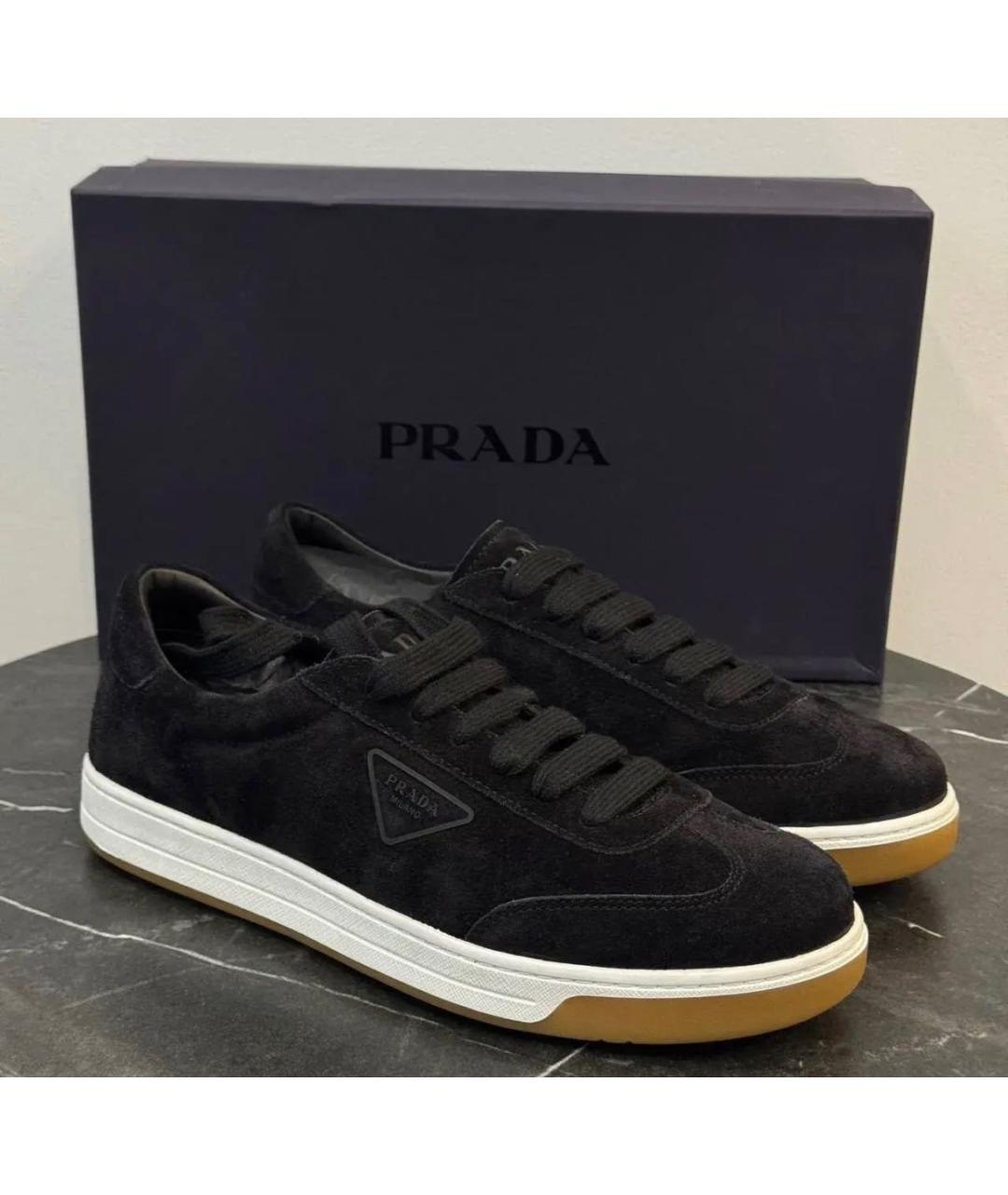 PRADA Черные замшевые кеды, фото 4