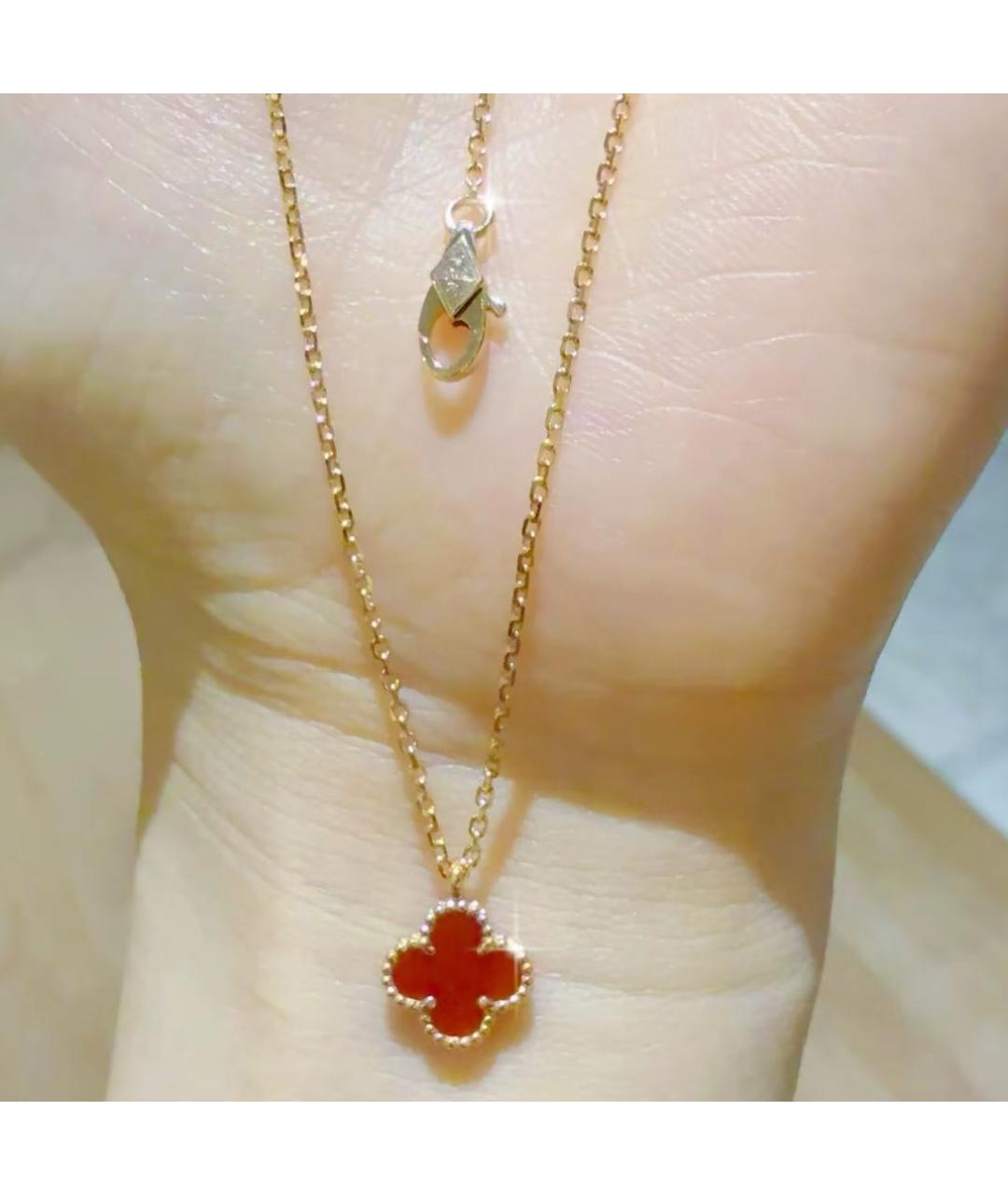 VAN CLEEF & ARPELS Красная подвеска из желтого золота, фото 4