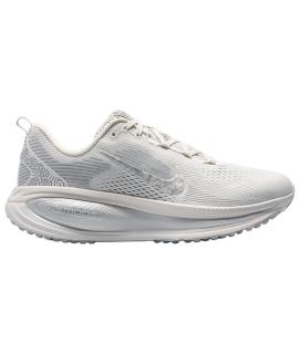 NIKE Кроссовки