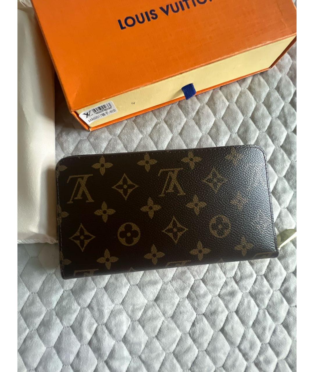 LOUIS VUITTON Коричневый кожаный кошелек, фото 3