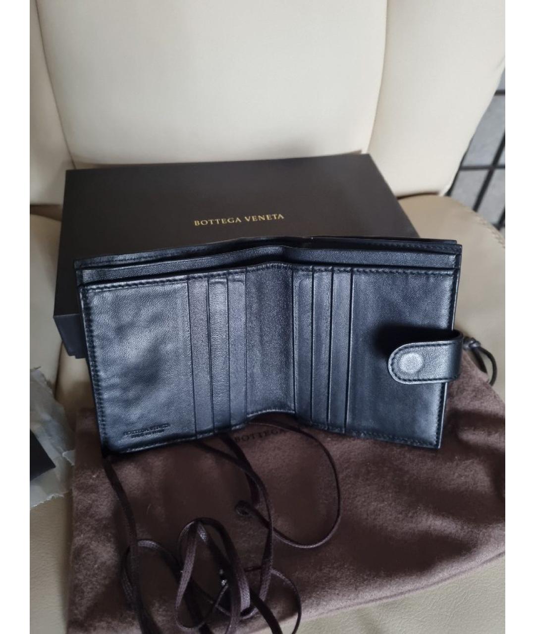 BOTTEGA VENETA Черный кожаный кошелек, фото 4
