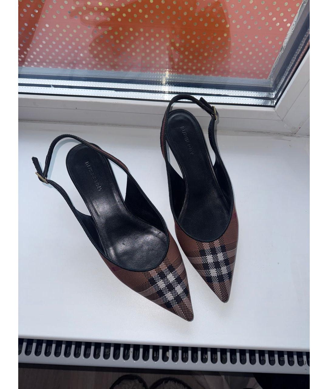 BURBERRY Коричневые текстильные туфли, фото 5