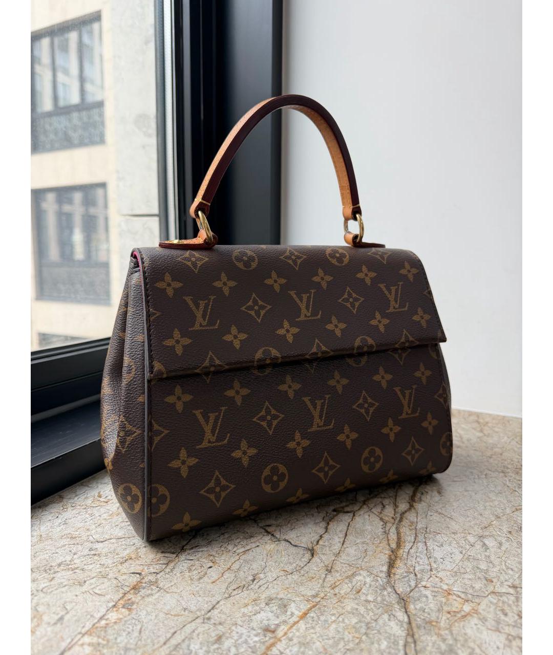 LOUIS VUITTON Коричневая сумка через плечо из канвы, фото 2