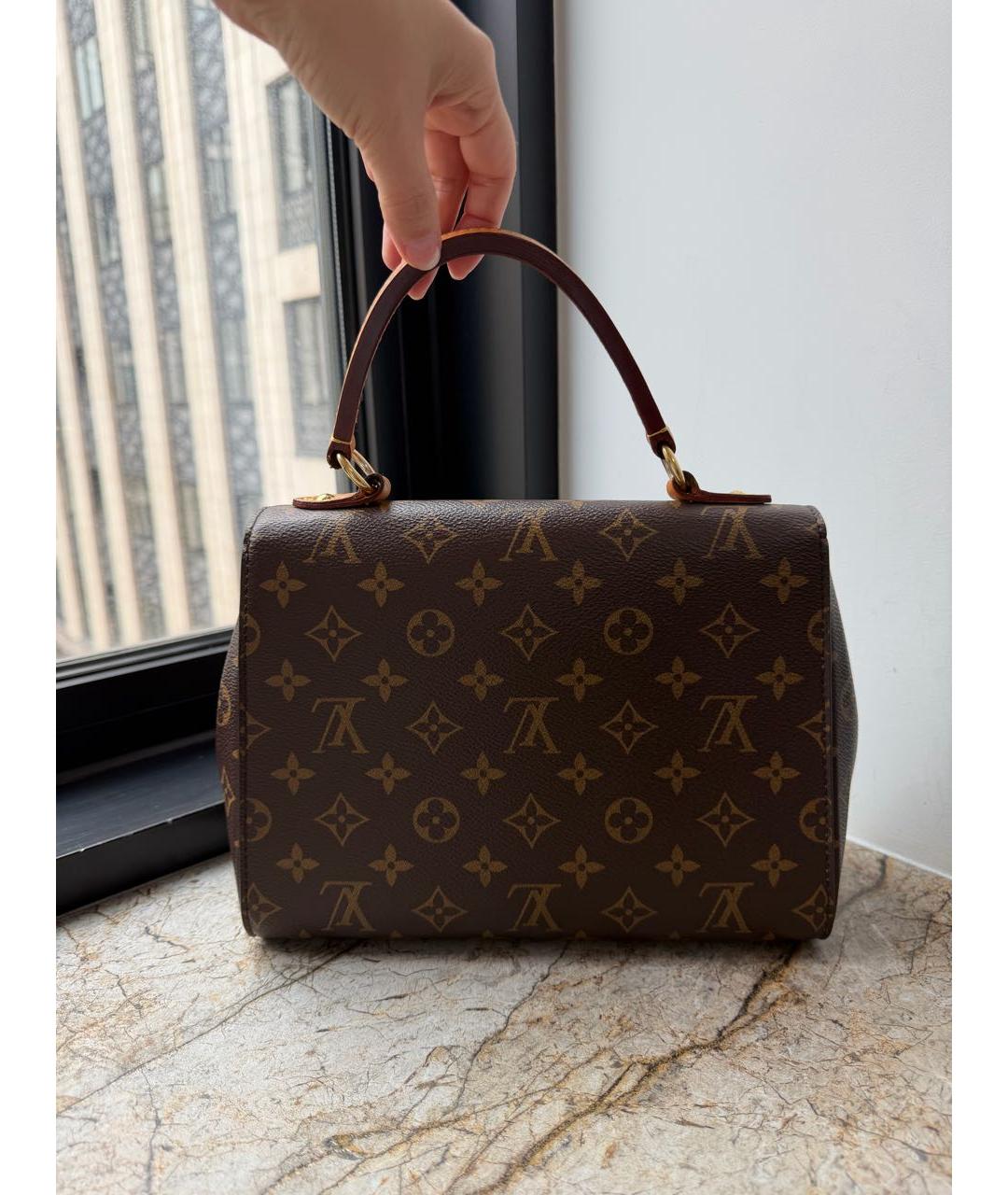 LOUIS VUITTON Коричневая сумка через плечо из канвы, фото 3