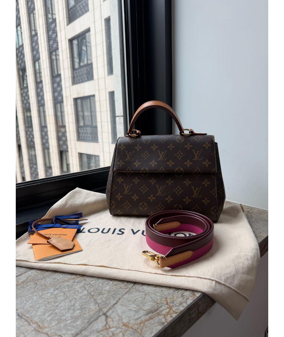 LOUIS VUITTON Коричневая сумка через плечо из канвы, фото 7