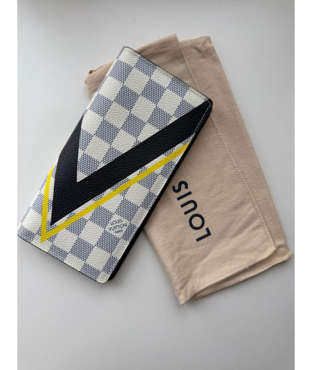 LOUIS VUITTON Белый кожаный кошелек, фото 7