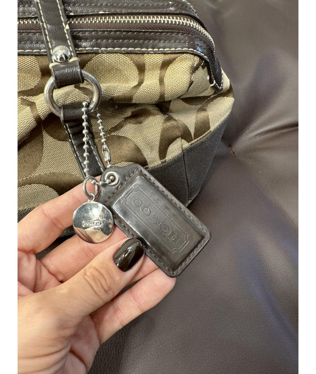 COACH Коричневая сумка через плечо из канвы, фото 5