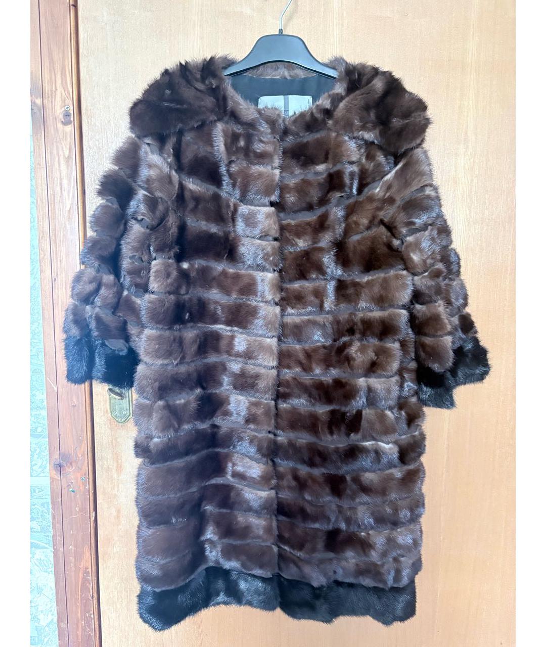 FENDI Коричневая меховая шуба, фото 5