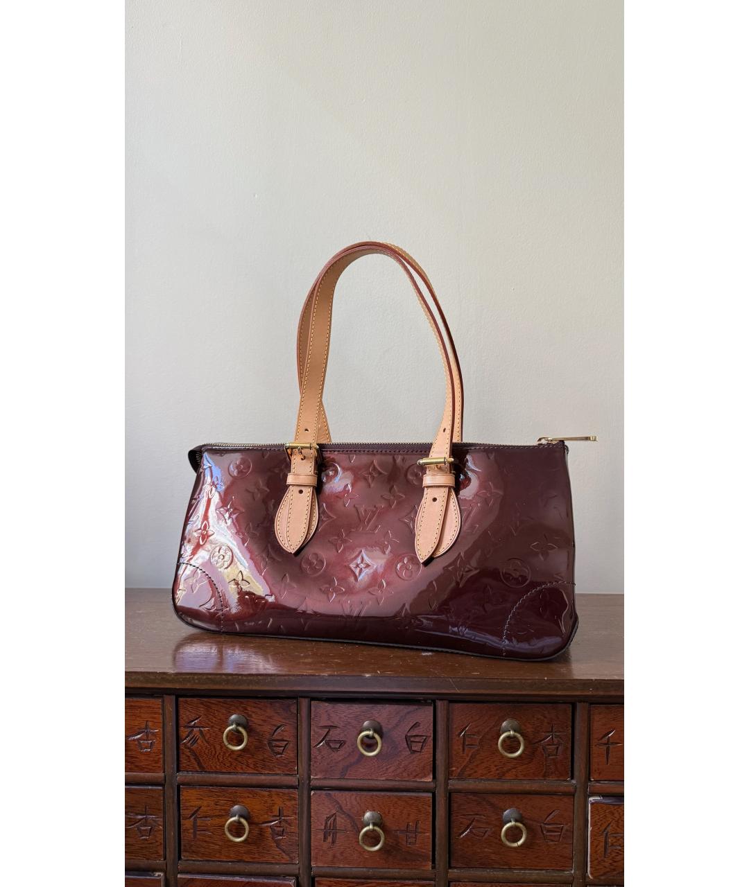 LOUIS VUITTON Бордовая сумка с короткими ручками, фото 8