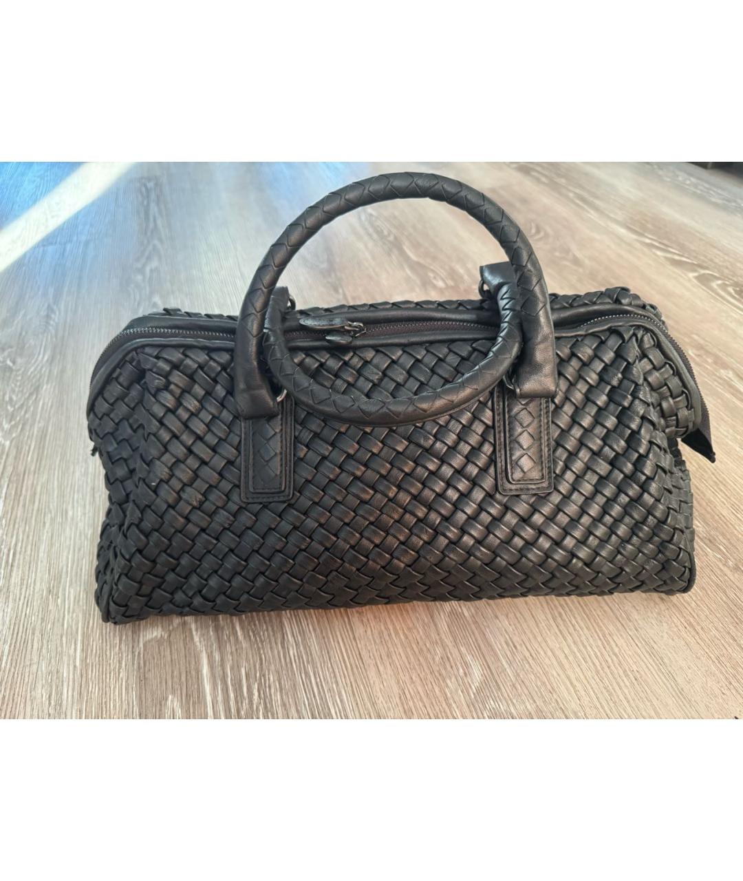 BOTTEGA VENETA Черная кожаная сумка с короткими ручками, фото 9