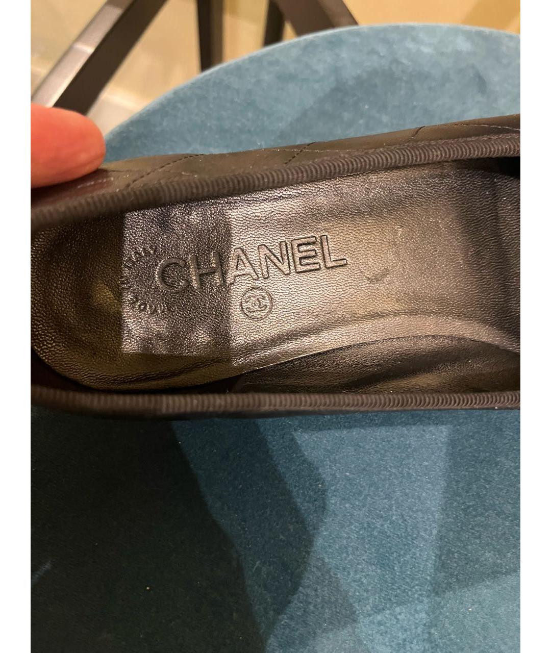 CHANEL Черные кожаные балетки, фото 6
