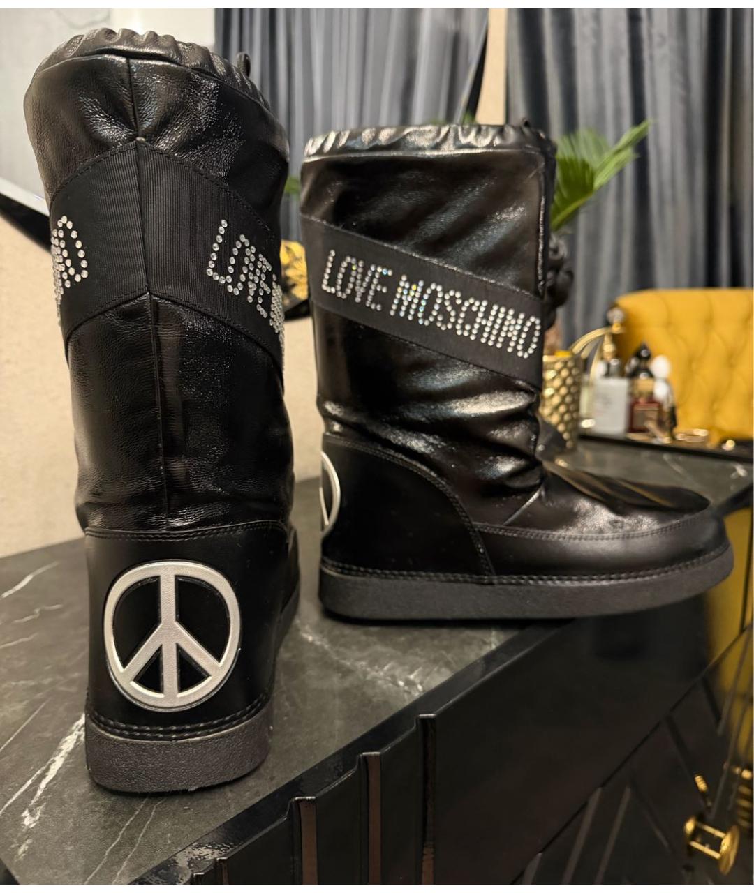 LOVE MOSCHINO Черные сапоги из лакированной кожи, фото 6