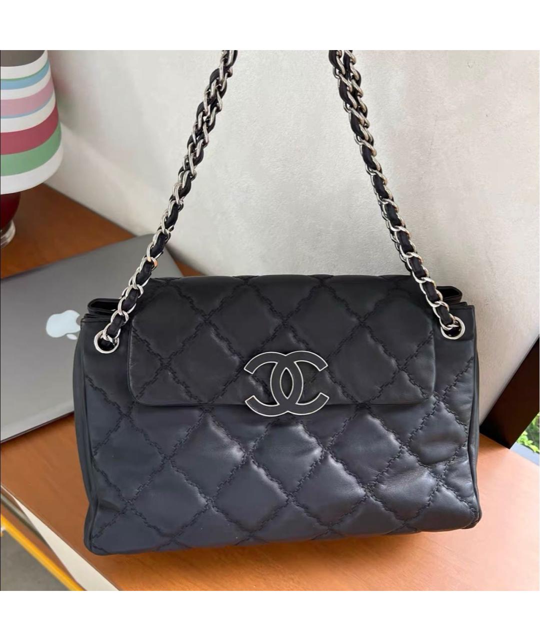 CHANEL Черная кожаная сумка через плечо, фото 3