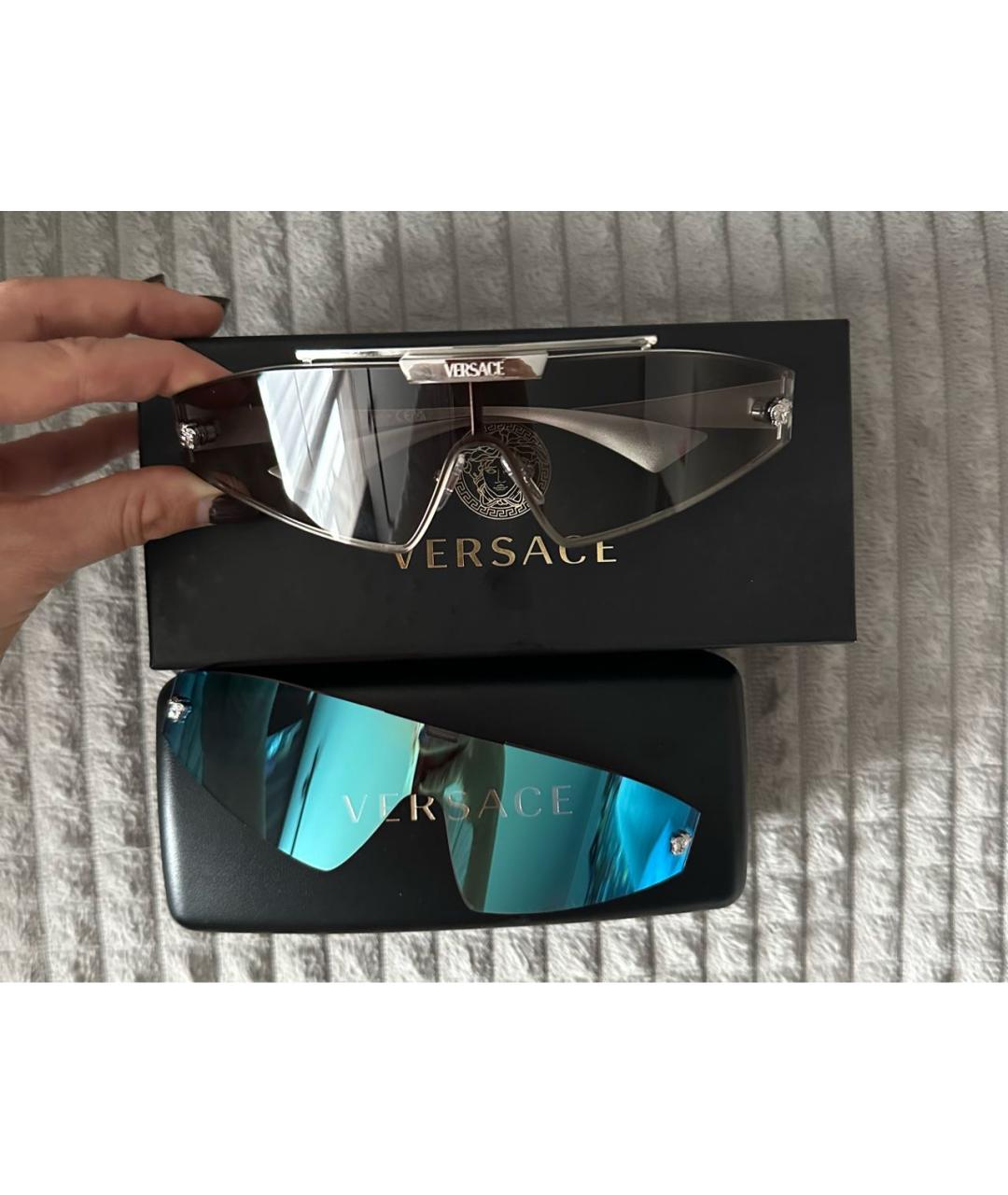 VERSACE Серебряные металлические солнцезащитные очки, фото 3