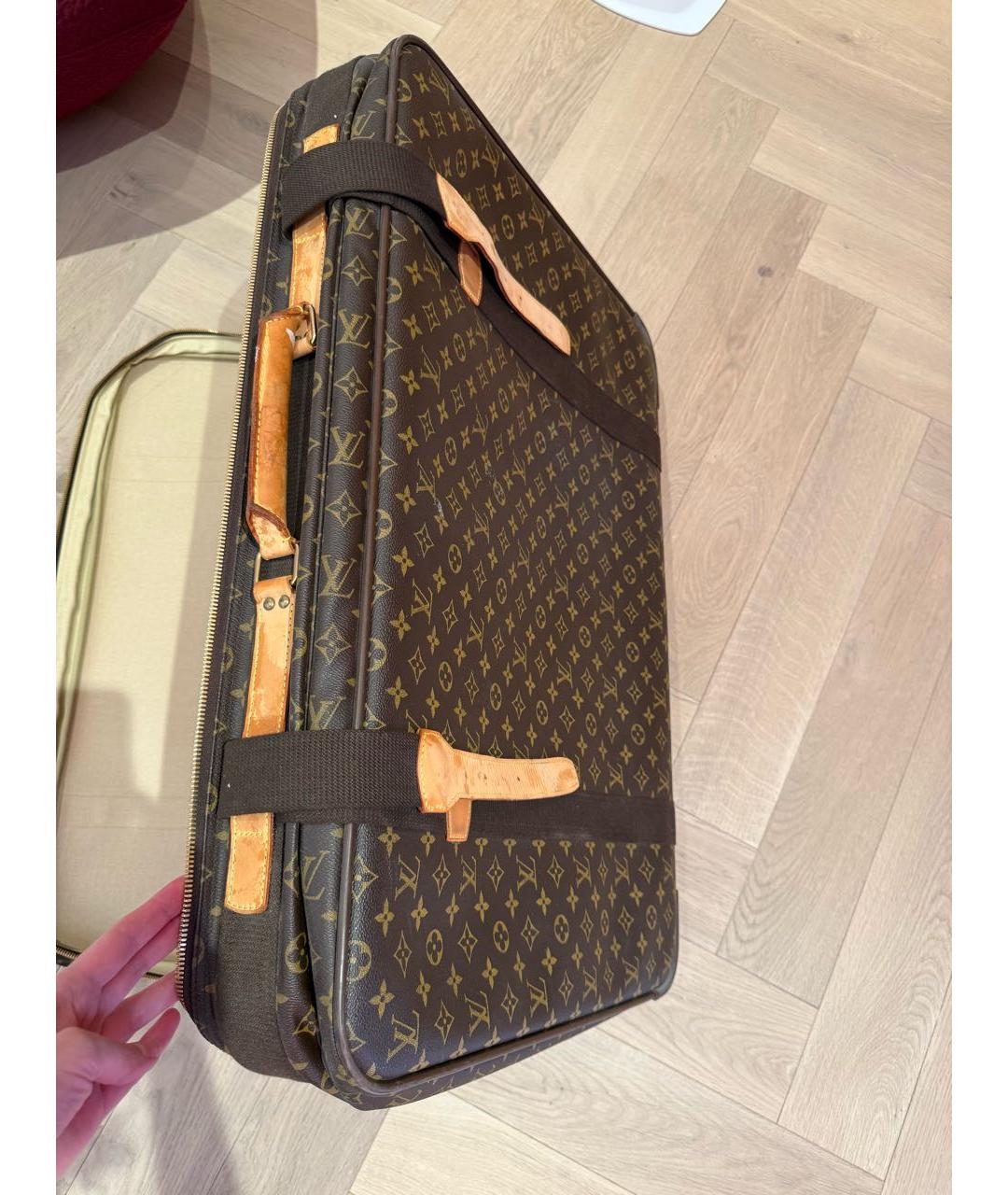 LOUIS VUITTON Коричневый кожаный чемодан, фото 2