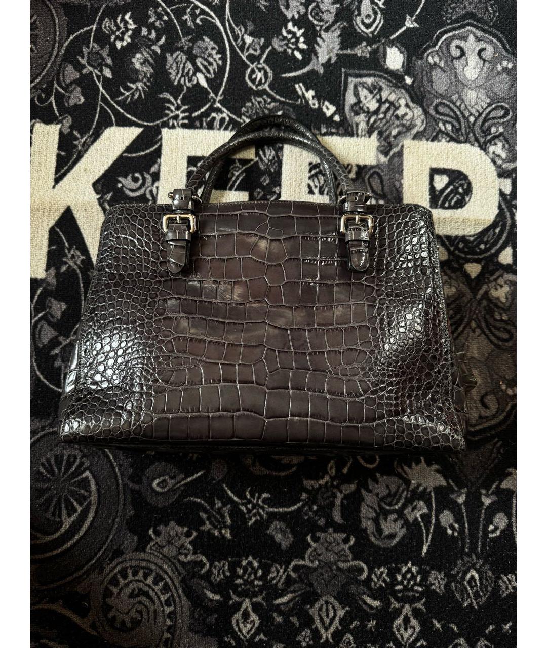 EMPORIO ARMANI Черная кожаная сумка с короткими ручками, фото 2