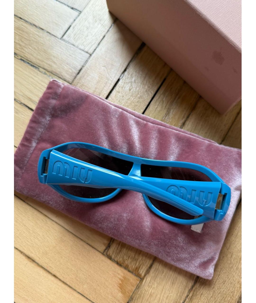 MIU MIU Голубые пластиковые солнцезащитные очки, фото 2