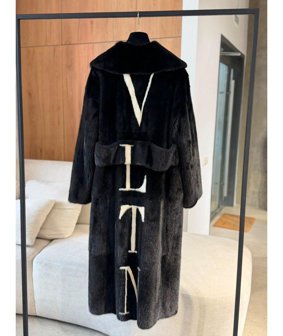 VALENTINO Черная меховая шуба, фото 2