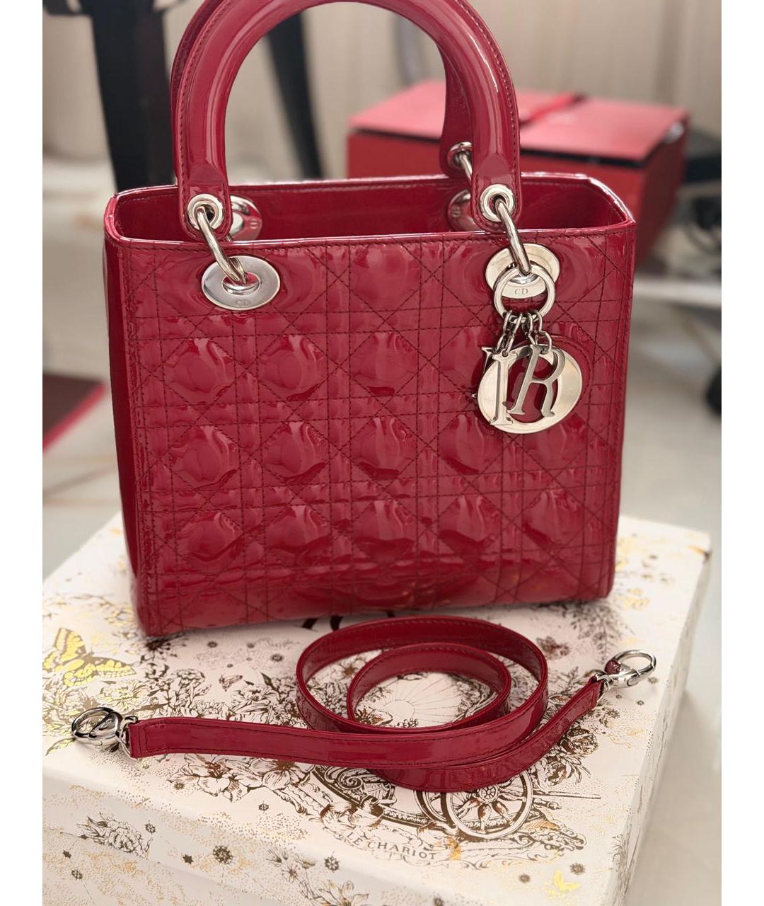 CHRISTIAN DIOR Красная сумка с короткими ручками из лакированной кожи, фото 7