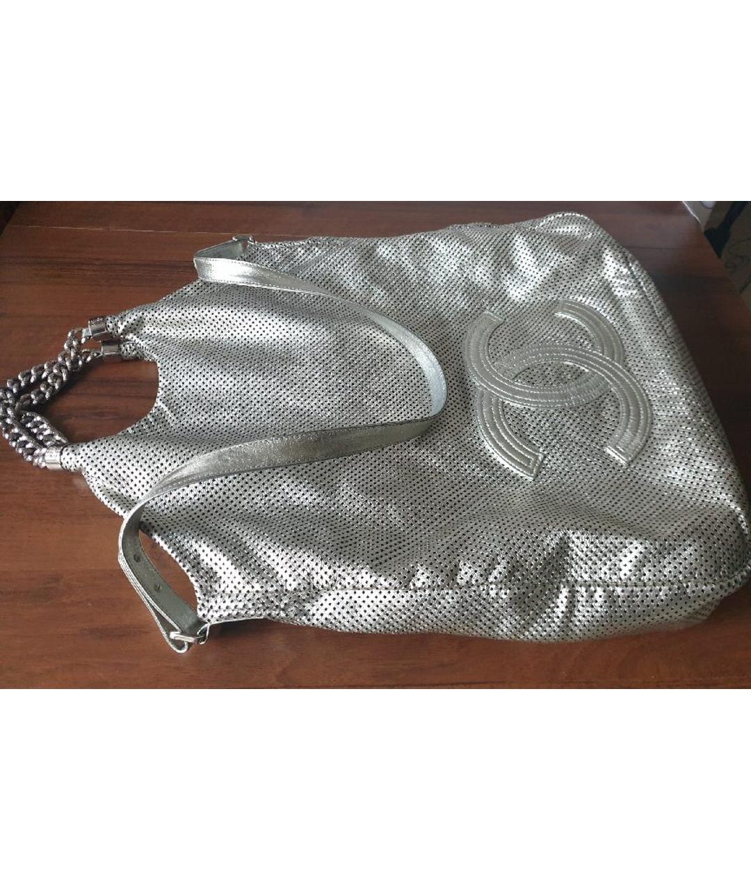 CHANEL PRE-OWNED Серебряная кожаная сумка тоут, фото 2