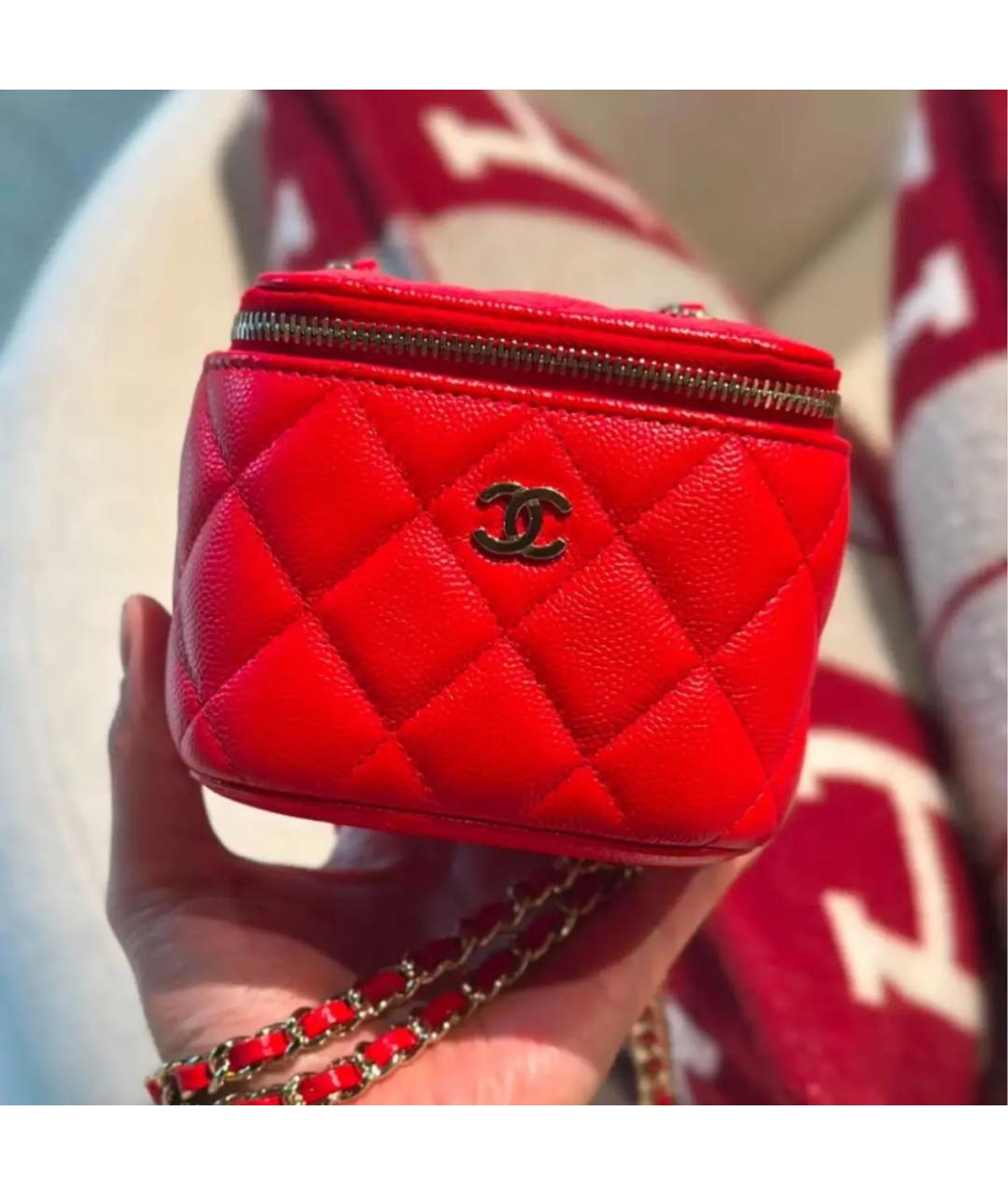 CHANEL Красная кожаная сумка через плечо, фото 4