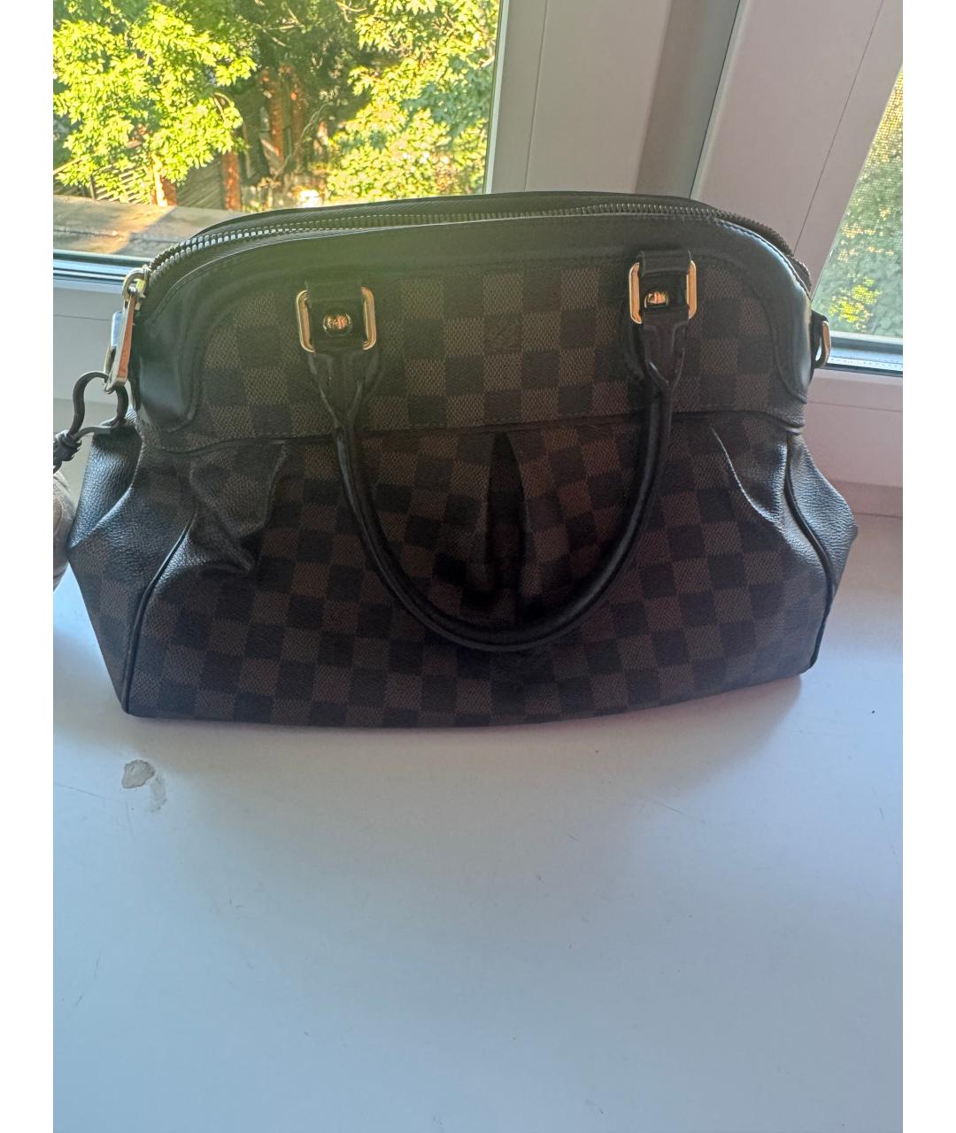 LOUIS VUITTON Коричневая кожаная сумка с короткими ручками, фото 3
