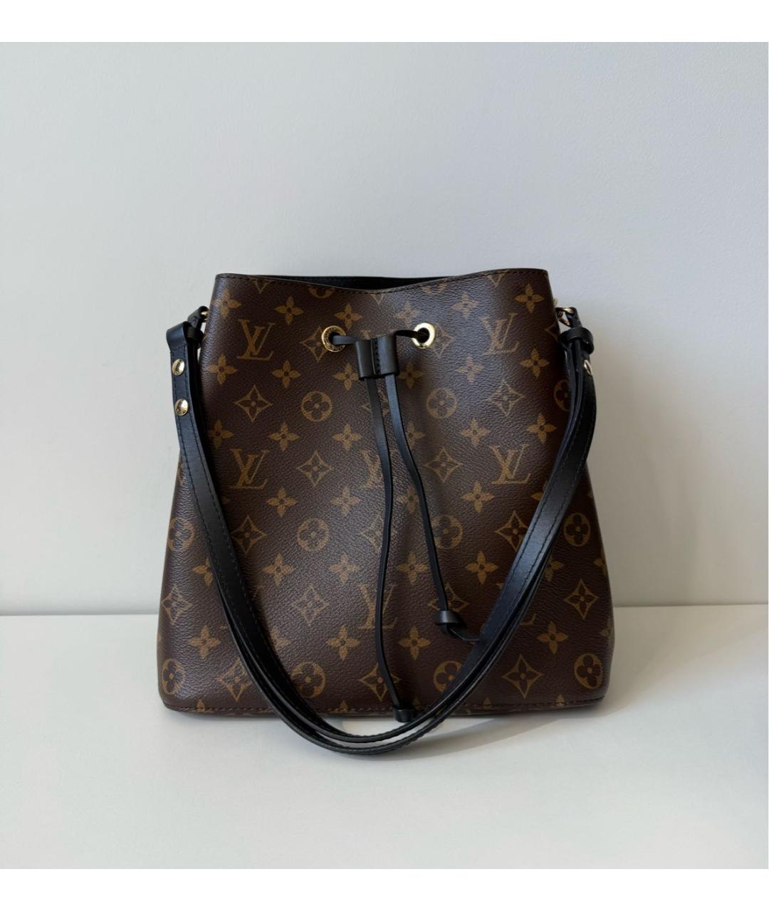 LOUIS VUITTON Коричневая кожаная сумка через плечо, фото 9