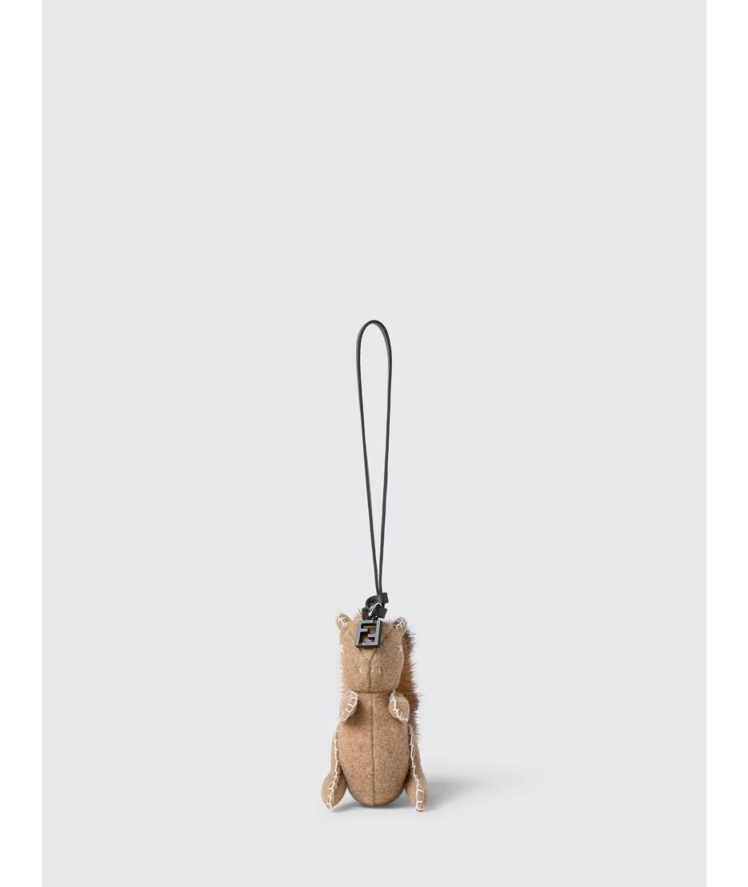 FENDI Бежевый брелок, фото 4
