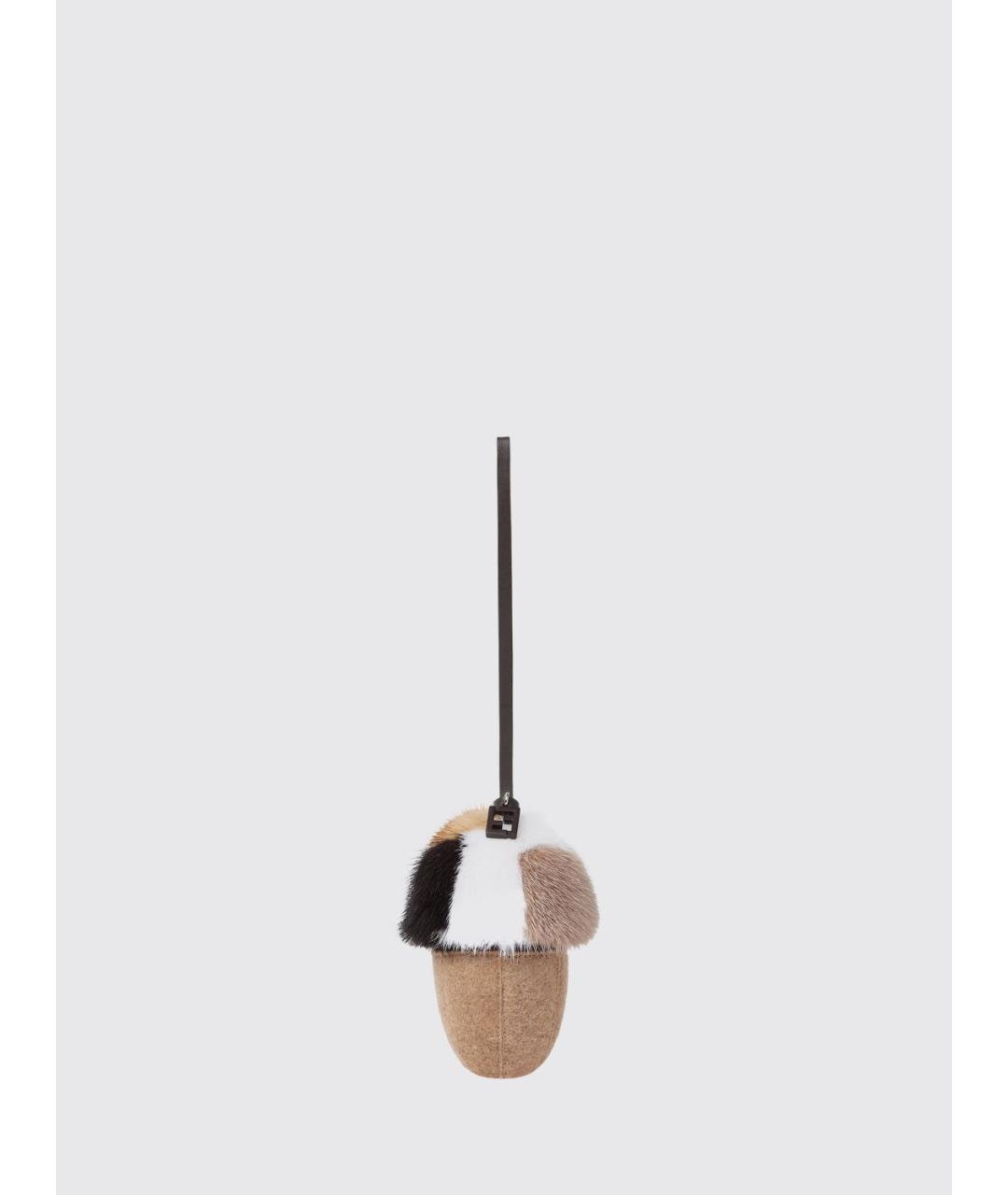 FENDI Бежевый брелок, фото 3