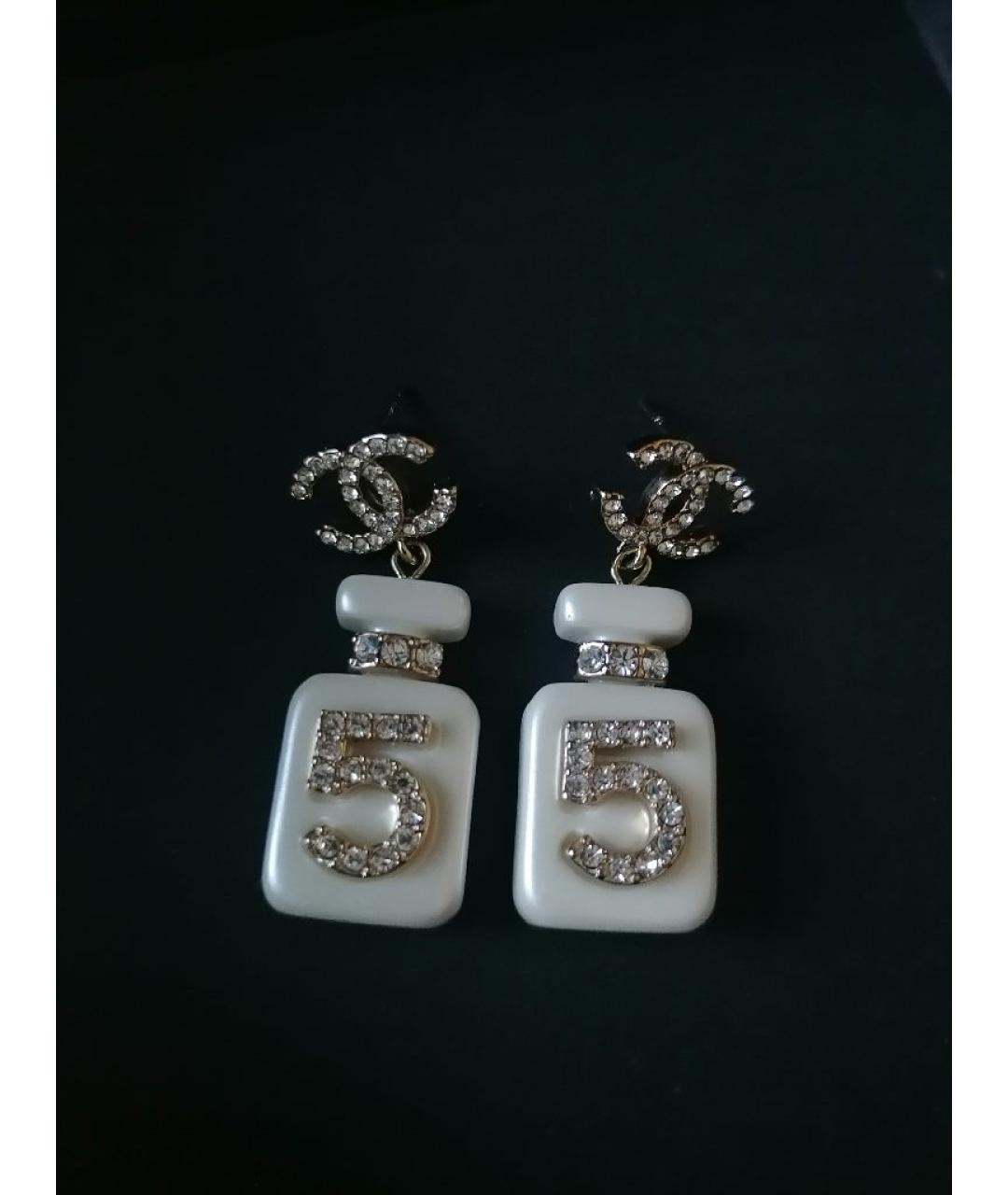 CHANEL Белые серьги, фото 7