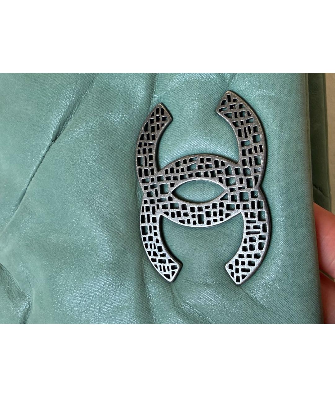 CHANEL Зеленая кожаная сумка с короткими ручками, фото 6