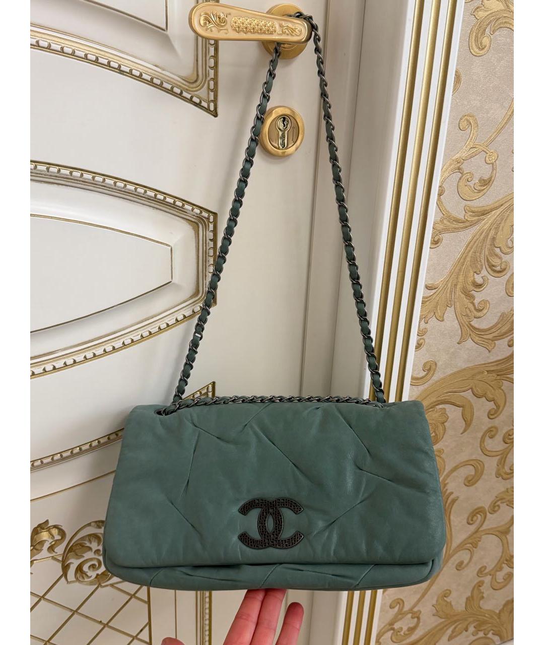 CHANEL Зеленая кожаная сумка с короткими ручками, фото 8