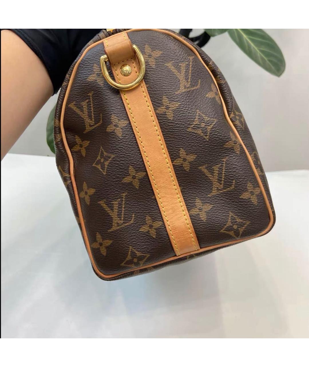 LOUIS VUITTON Коричневая кожаная сумка через плечо, фото 5