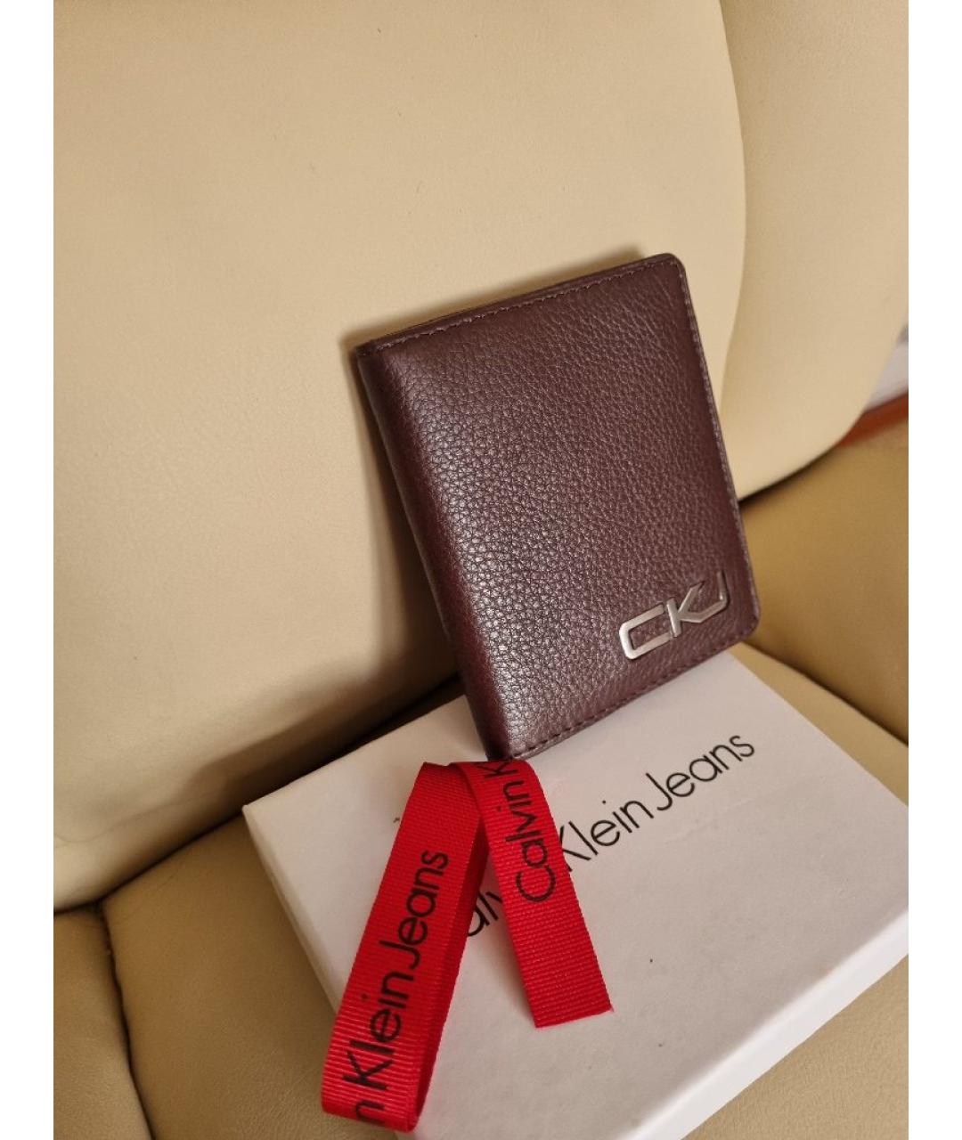 CALVIN KLEIN Коричневый кожаный кардхолдер, фото 2