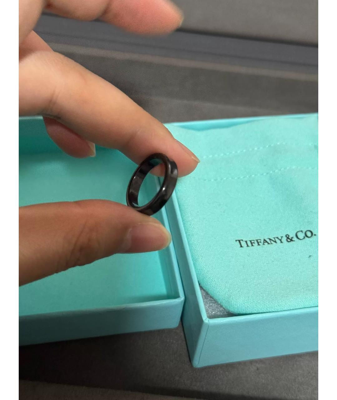 TIFFANY&CO Черное металлическое кольцо, фото 5