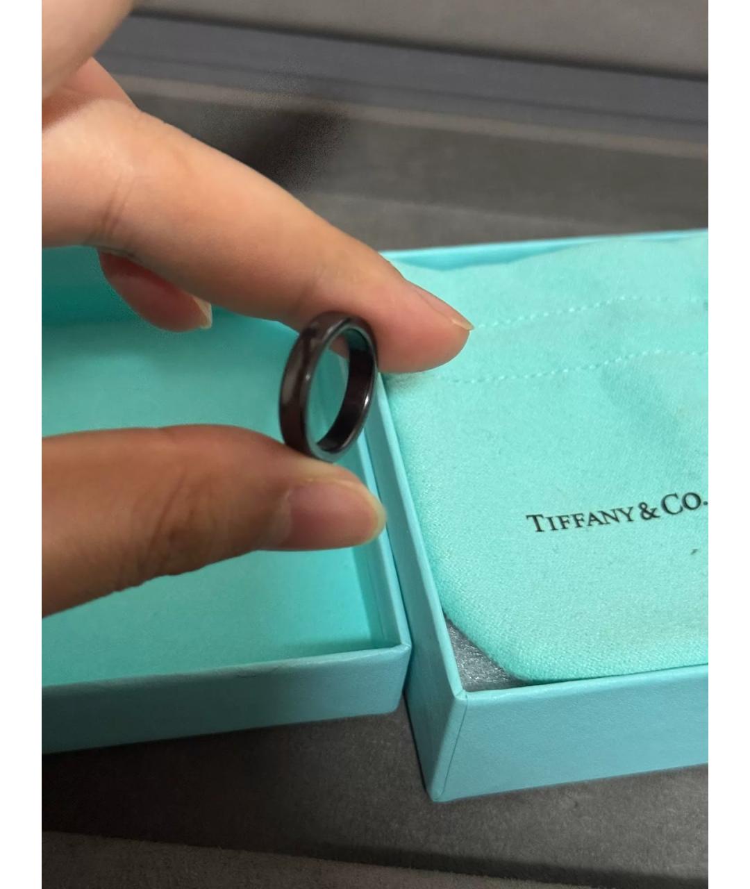 TIFFANY&CO Черное металлическое кольцо, фото 6