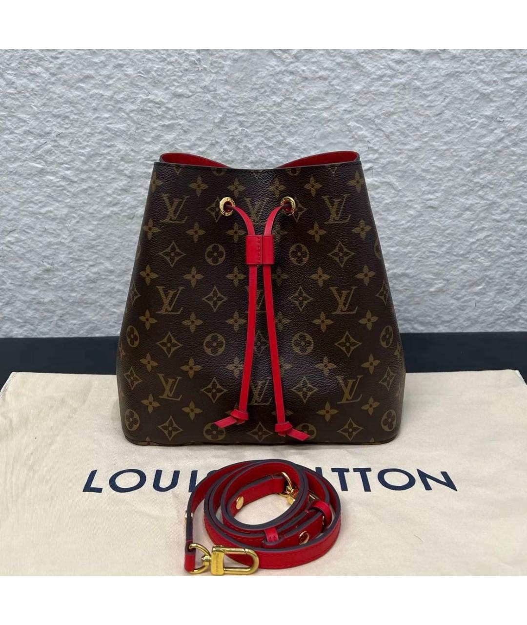 LOUIS VUITTON Красная сумка тоут из канвы, фото 8