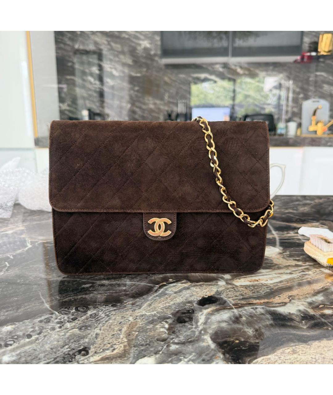 CHANEL Коричневая замшевая сумка через плечо, фото 6