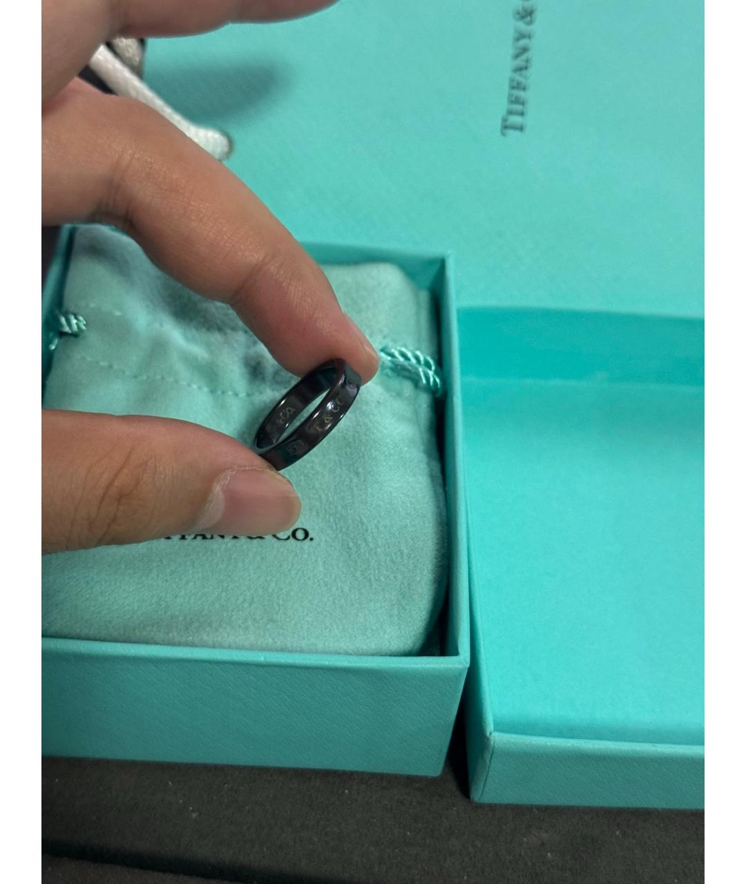 TIFFANY&CO Черное металлическое кольцо, фото 7