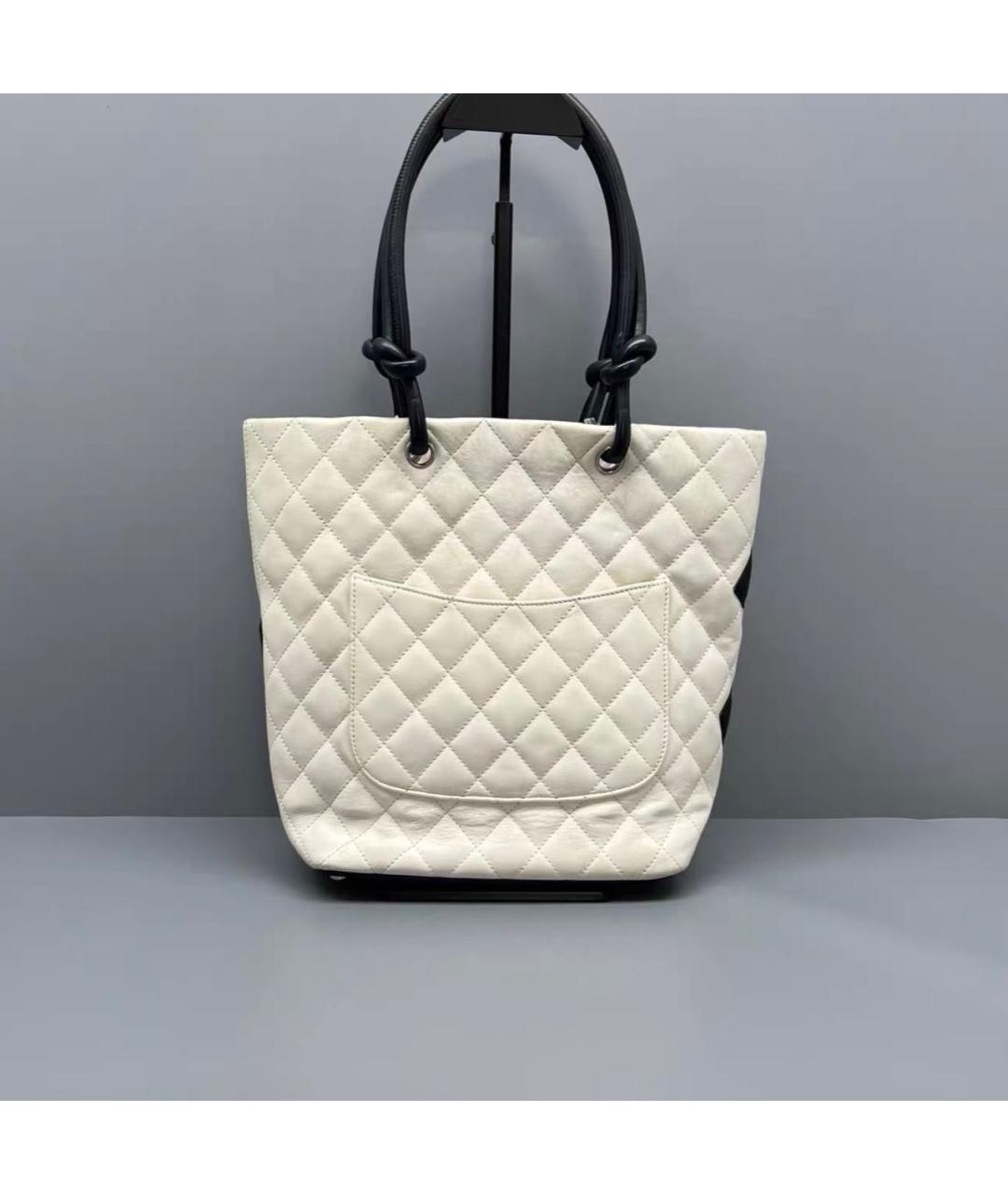 CHANEL Белая кожаная сумка тоут, фото 2