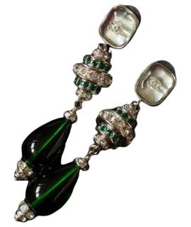 CHANEL Клипсы