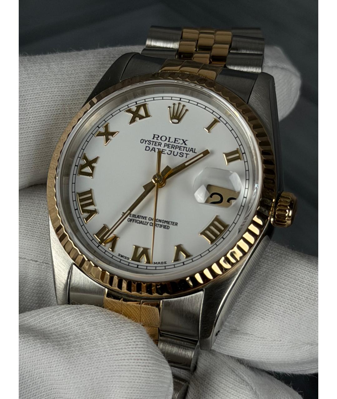 ROLEX Белые часы из желтого золота, фото 3